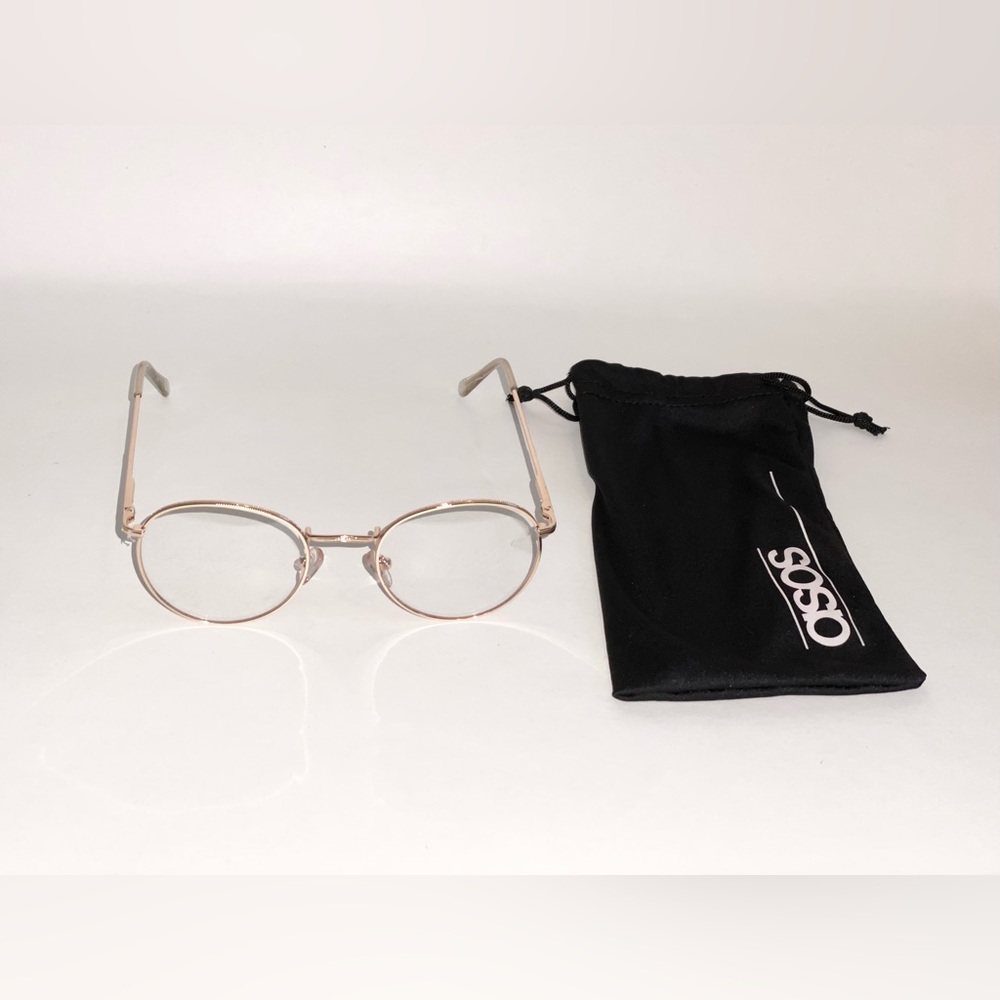 ASOS DESIGN Metal Round Clear Lens Glasses in Rose Gold